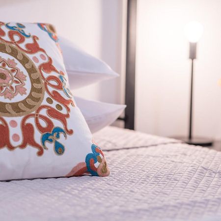Yenne Rooms Wifi-Ac Cagliari Zewnętrze zdjęcie