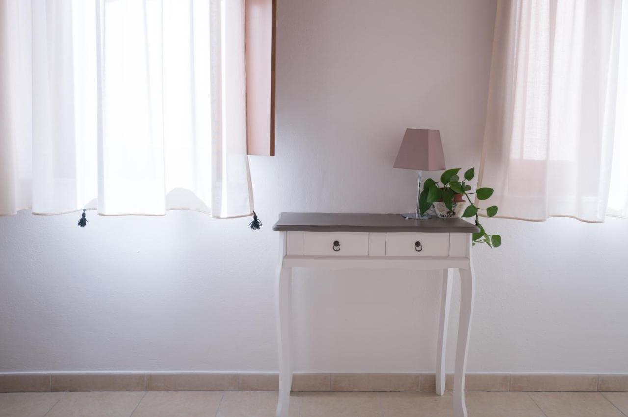Yenne Rooms Wifi-Ac Cagliari Zewnętrze zdjęcie