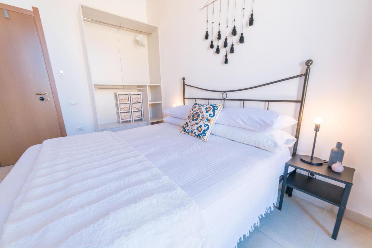 Yenne Rooms Wifi-Ac Cagliari Zewnętrze zdjęcie