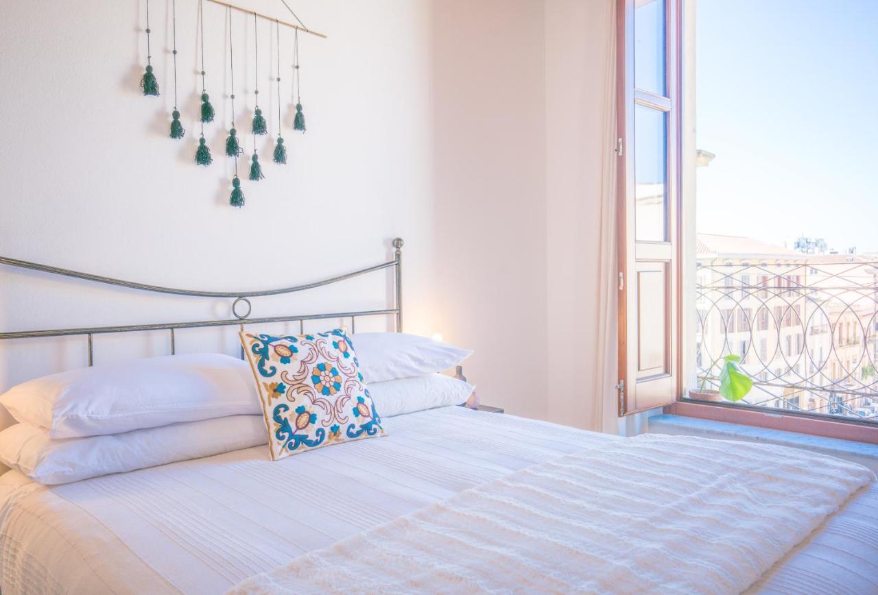 Yenne Rooms Wifi-Ac Cagliari Zewnętrze zdjęcie
