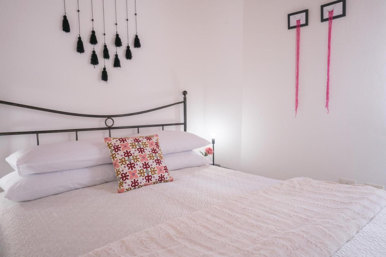 Yenne Rooms Wifi-Ac Cagliari Zewnętrze zdjęcie