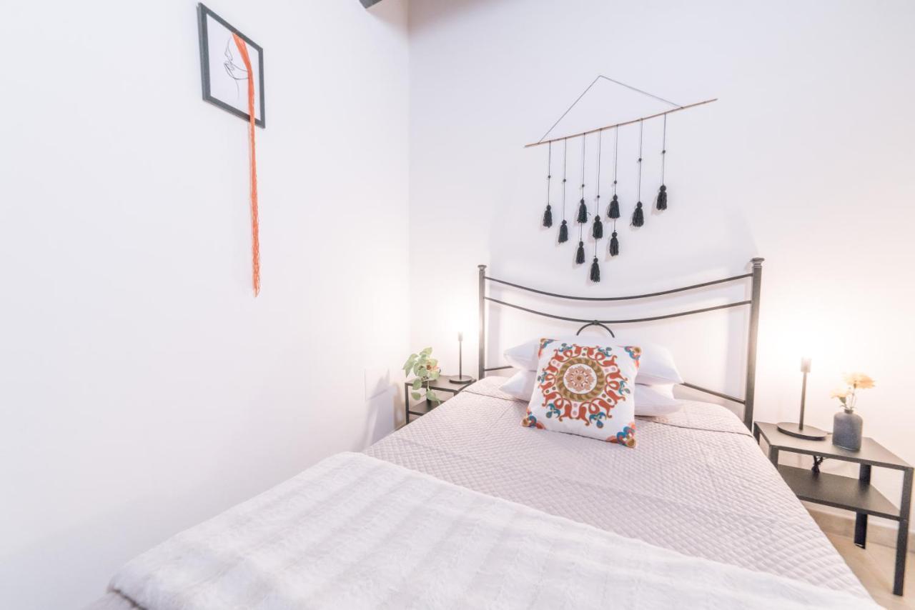 Yenne Rooms Wifi-Ac Cagliari Zewnętrze zdjęcie